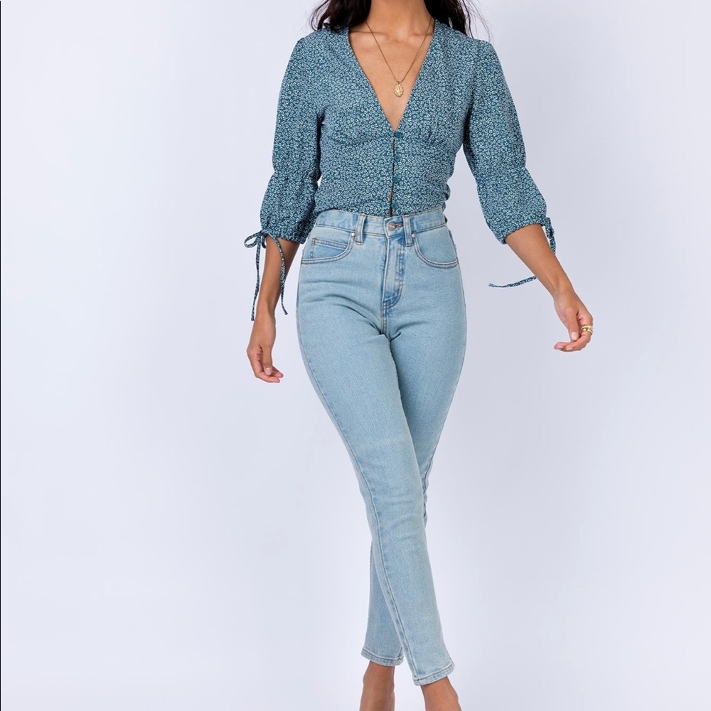 Princess Polly Blue Floral Top (NWT)